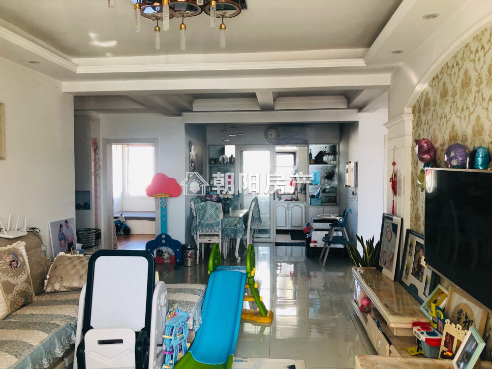 香樟苑四期 110平 南向三室二厅 精装 随时看房