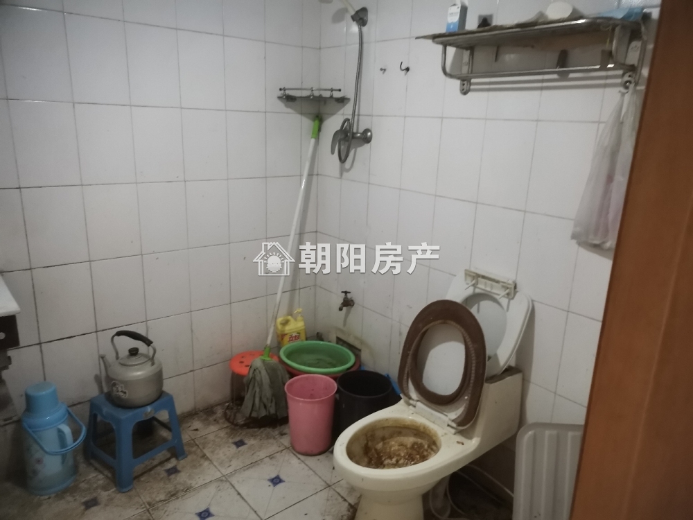 香港街 89平 南向三居 采光好 满五唯一