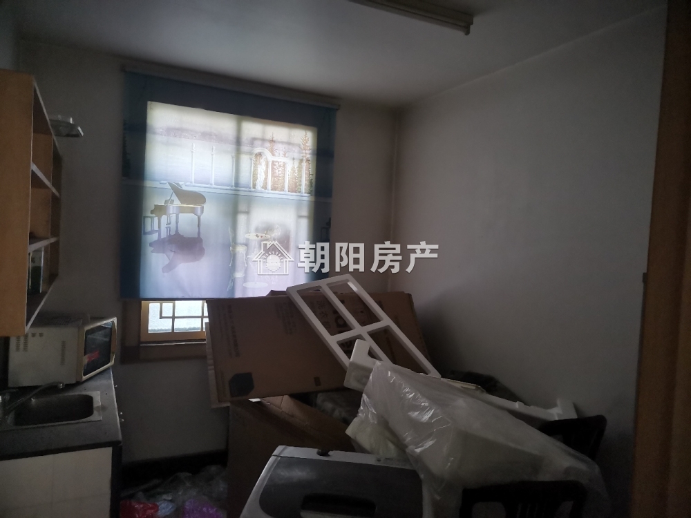 香港街 89平 南向三居 采光好 满五唯一
