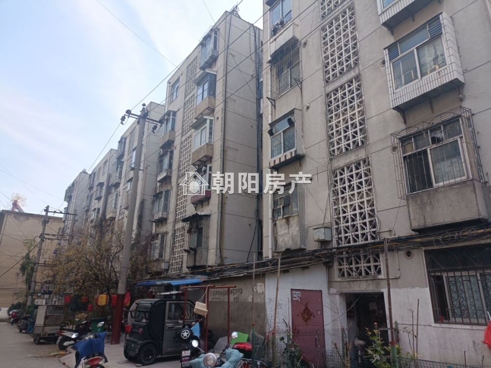 针织厂北 59平 南向两居 满两年 2006元/平