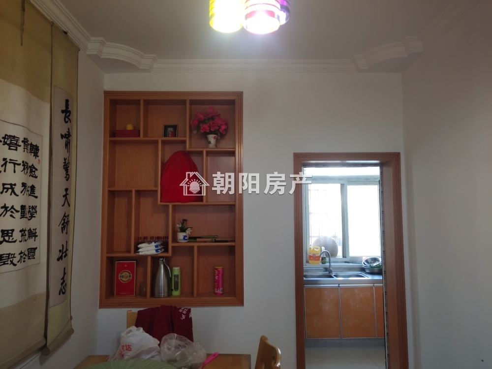 滨河小区 90平 南向精装两室 学区房 交通便利