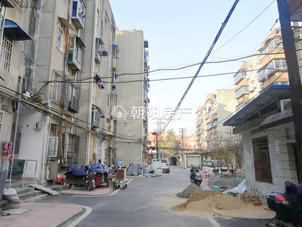 铁路新村 57平 南向两居 2259元/平 满两年 交通便利