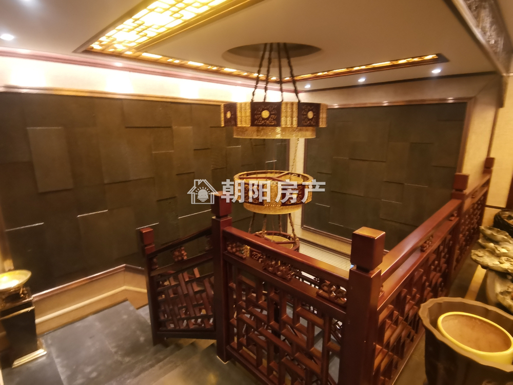 颐园豪景 151平 临街旺铺 紧邻地铁 豪装交付
