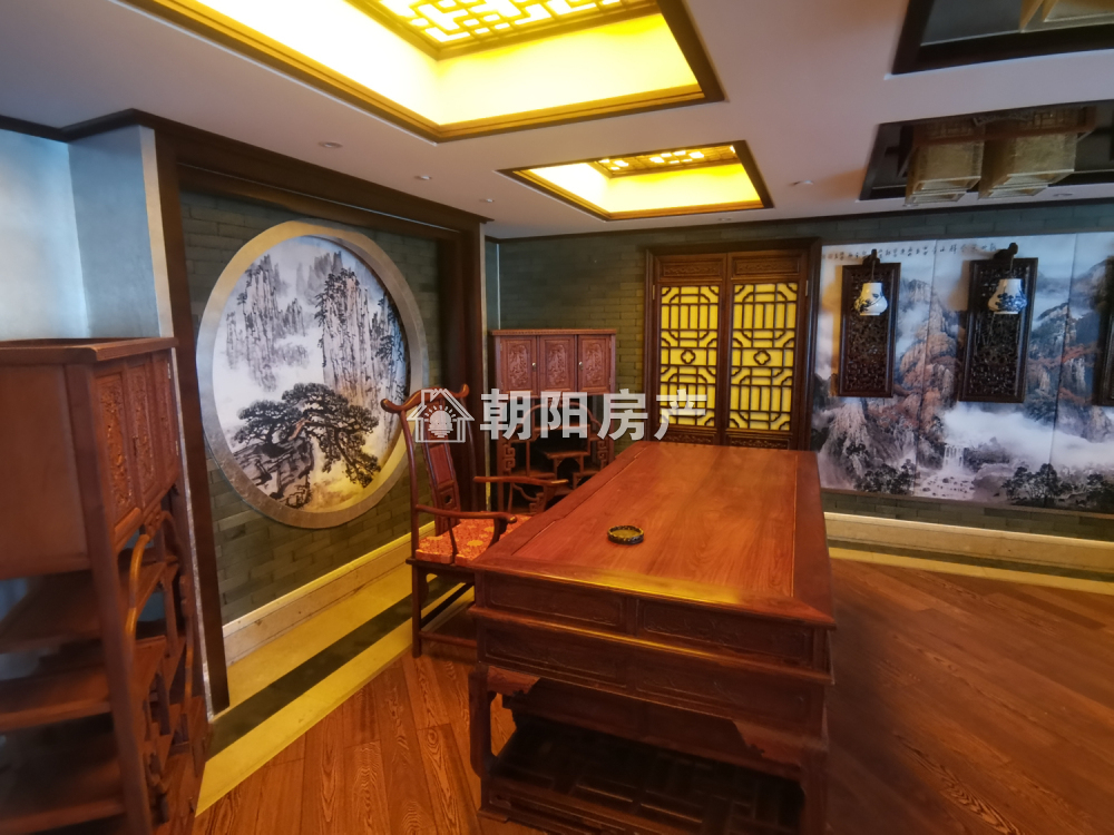 颐园豪景 151平 临街旺铺 紧邻地铁 豪装交付
