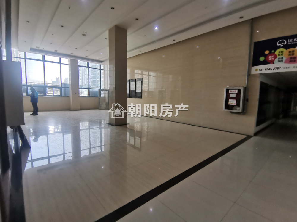 颐园豪景 151平 临街旺铺 紧邻地铁 豪装交付