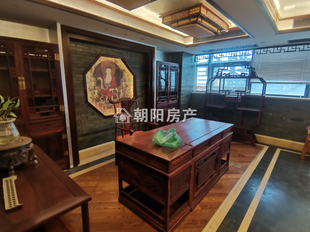颐园豪景 151平 临街旺铺 紧邻地铁 豪装交付