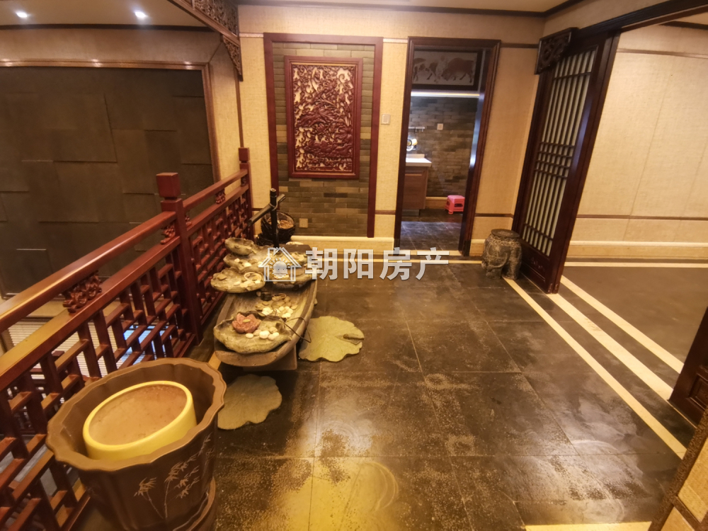 颐园豪景 151平 临街旺铺 紧邻地铁 豪装交付