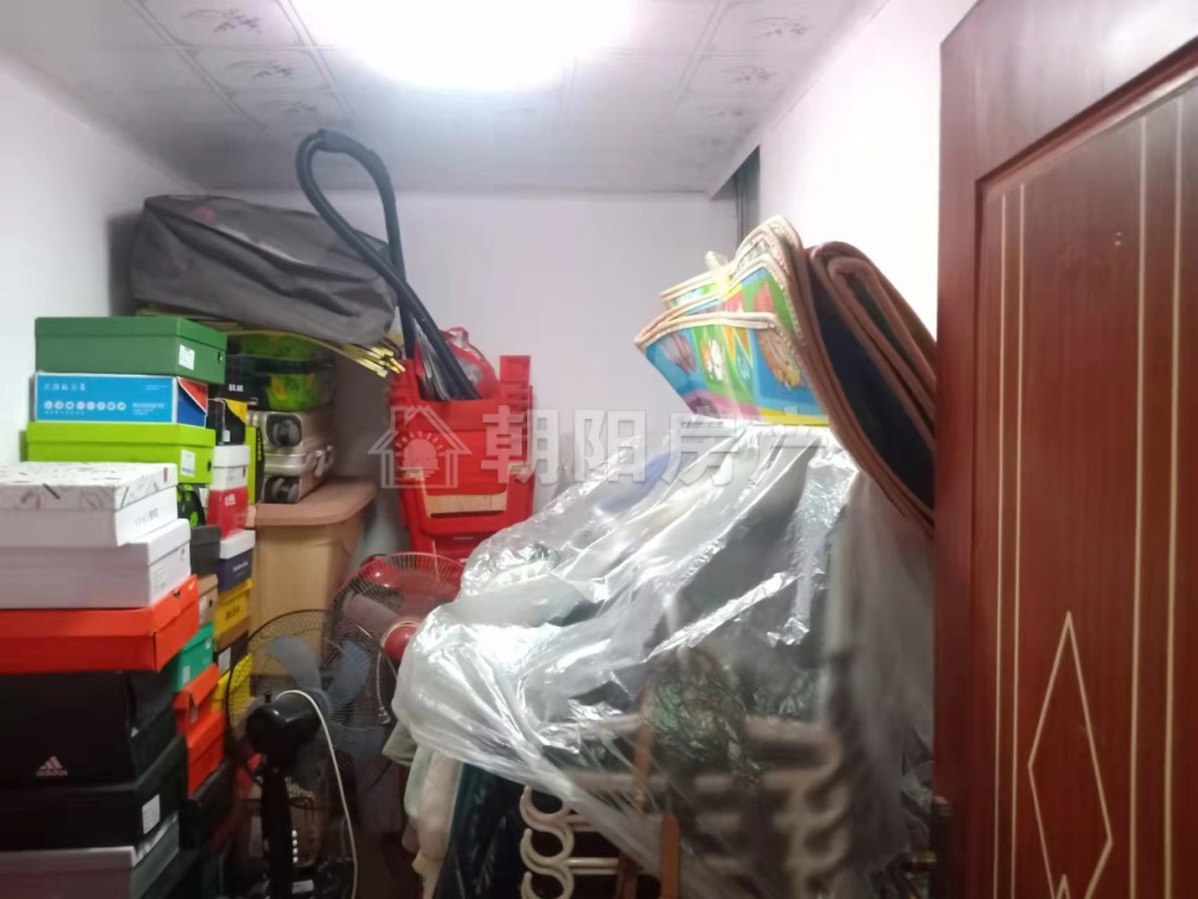 临水雅苑 148平 南向大三居 学区房 满两年 交通便利