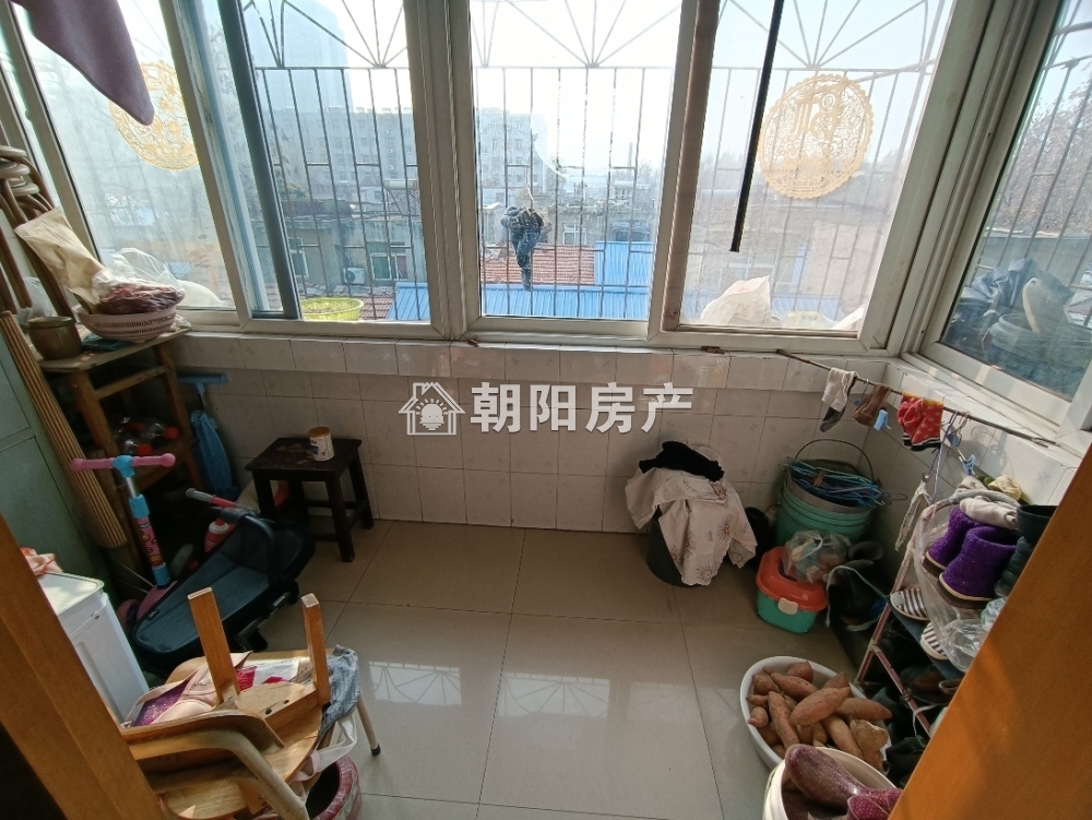 翠竹园 77平 南向两室 满两年 普装 2823元/平