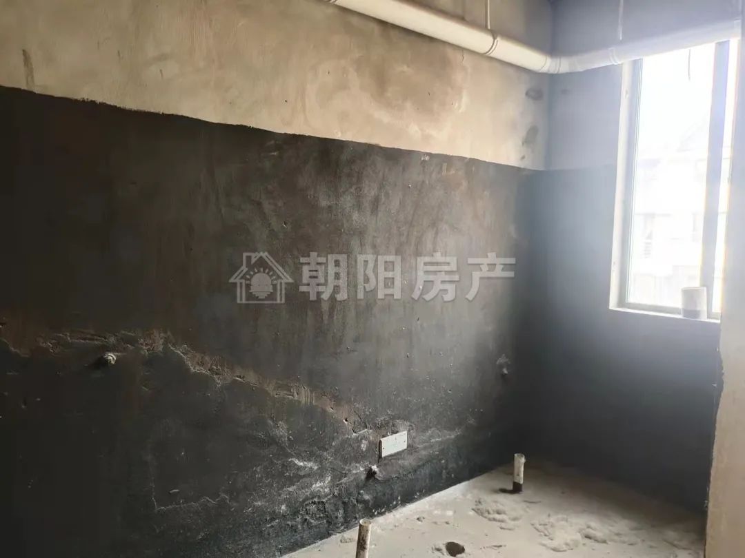尚泰小区 197平 朝南大三居 学区房 交通便利