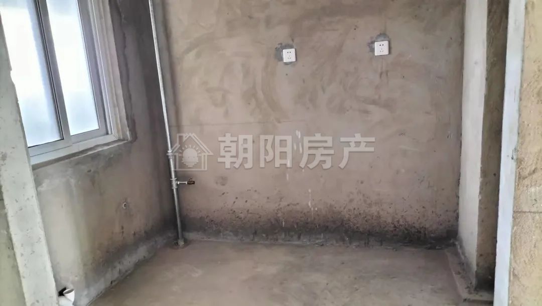 西城公馆 100平 朝南三室 满五唯一 毛坯可定制