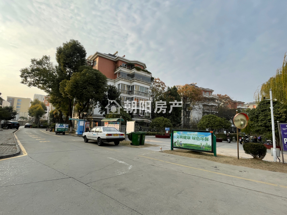 惠利中都一期117平精装三室两厅一卫精出售 南北双阳台
