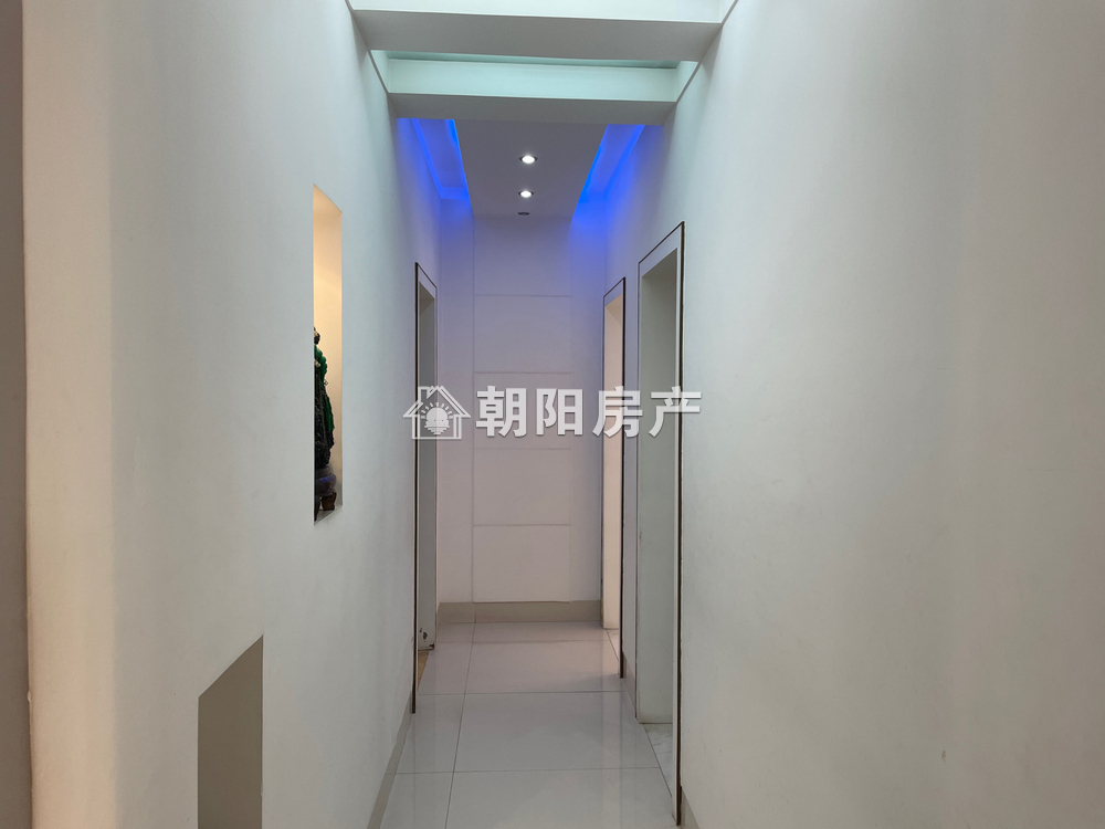 惠利中都一期117平精装三室两厅一卫精出售 南北双阳台
