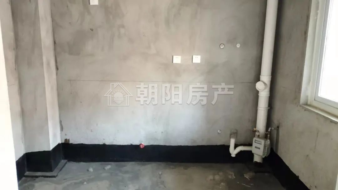 凤凰首府 113平 南向三居 满两年 交通便利 学区房