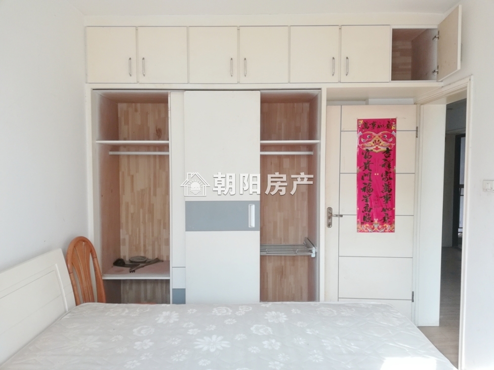 桃源居 103平 精装三室朝南 满两年 交通便利