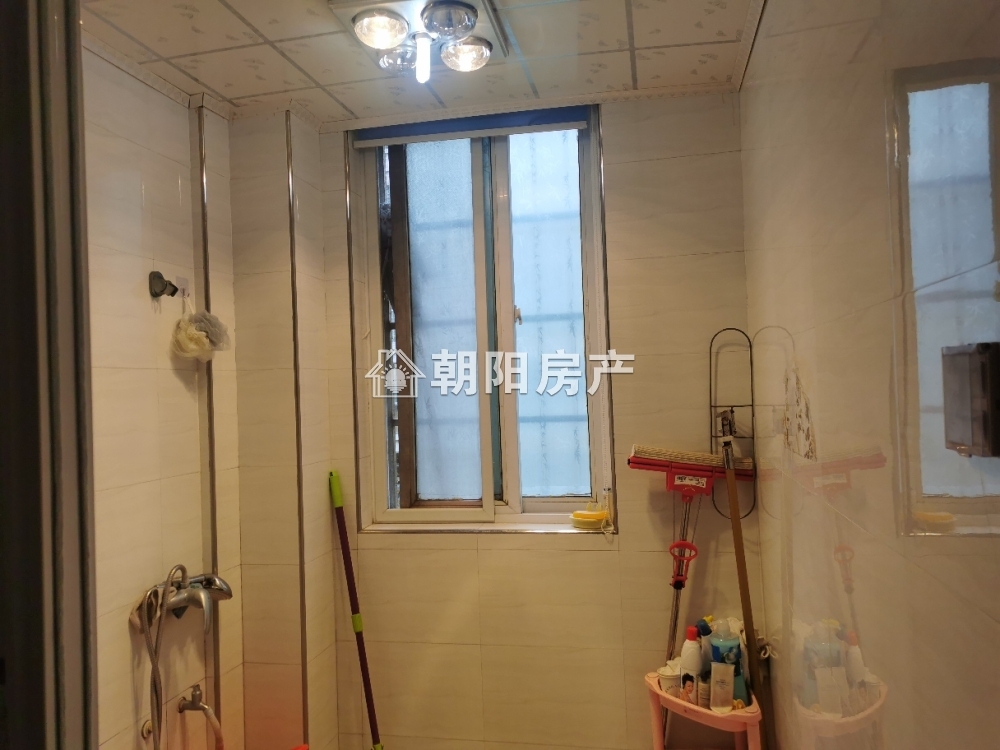 银鹭万树城 134平 南向精装三居 满五唯一 交通便利
