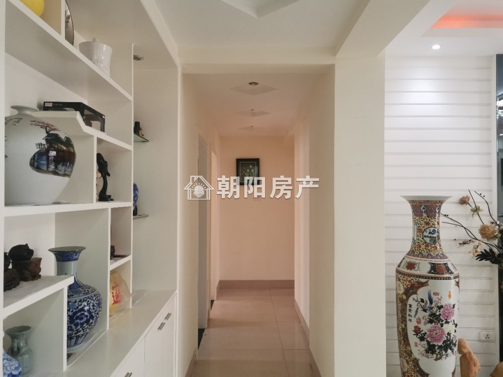 银鹭万树城 134平 南向精装三居 满五唯一 交通便利