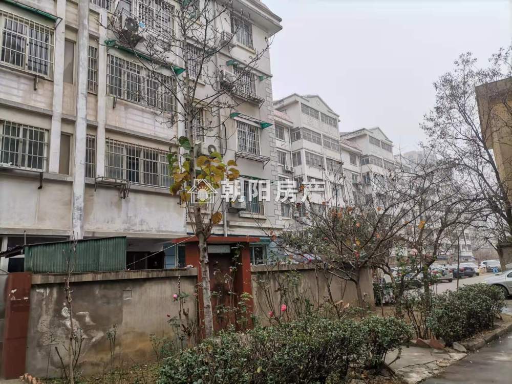 海达花园 89平 南向两室 满两年 精装 交通便利