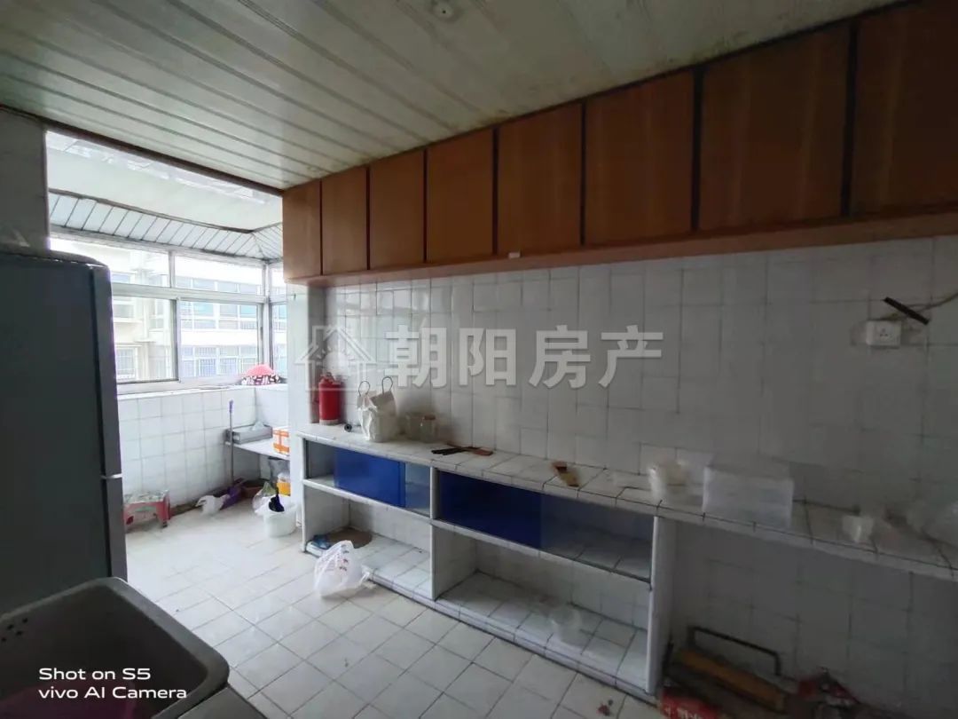 朝阳村 111平 南向大三居 2688元/平 学区免税