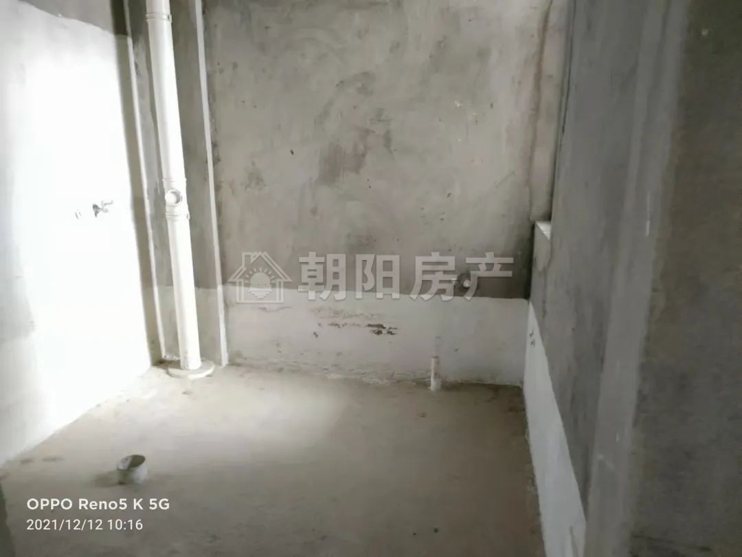 西城公馆 89平 南向两室两厅 交通便利 学区房 配套齐全