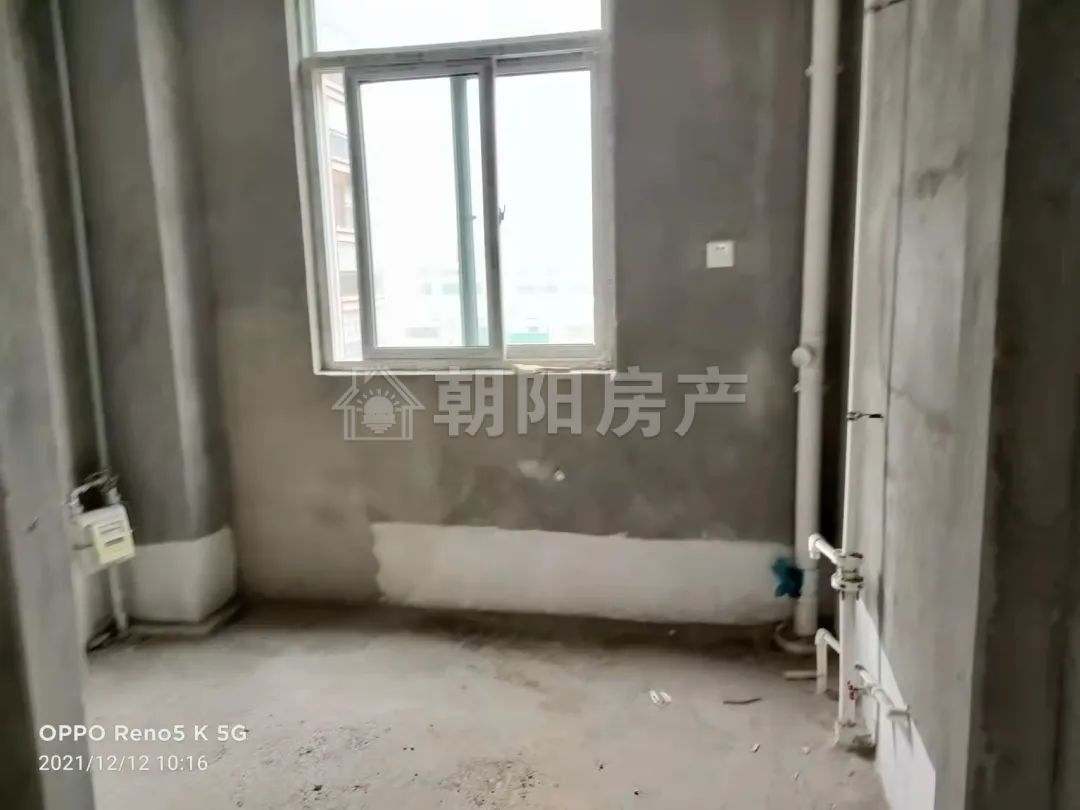 西城公馆 89平 南向两室两厅 交通便利 学区房 配套齐全