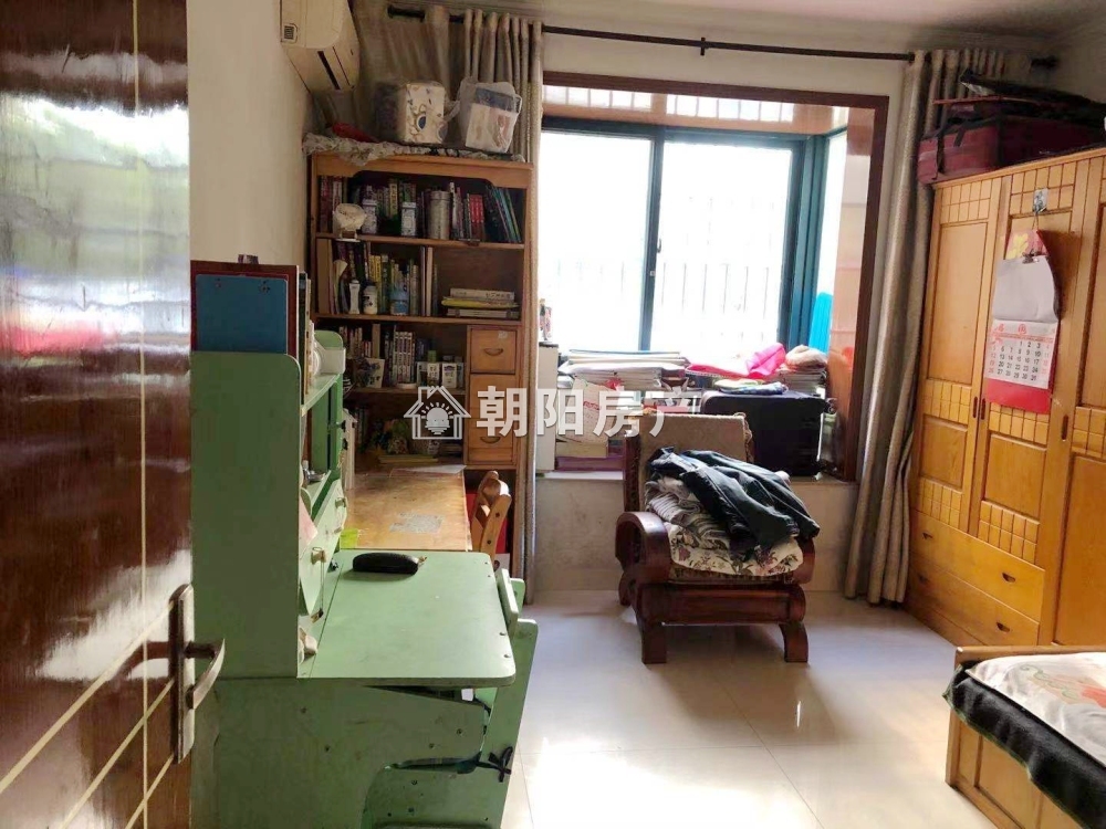 惠利中都二期 148平 南向大三居 满两年 交通便利 学区房