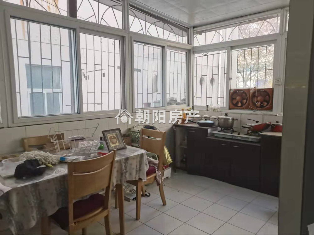 新淮文化村 70平 南向三居 交通便利 简装