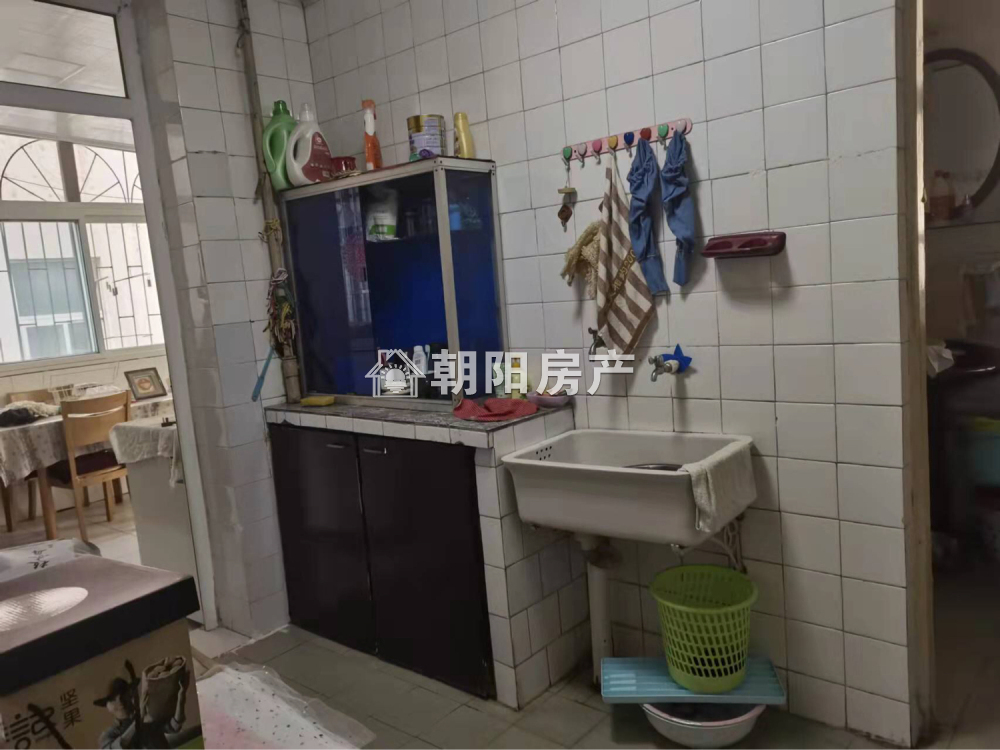 新淮文化村 70平 南向三居 交通便利 简装
