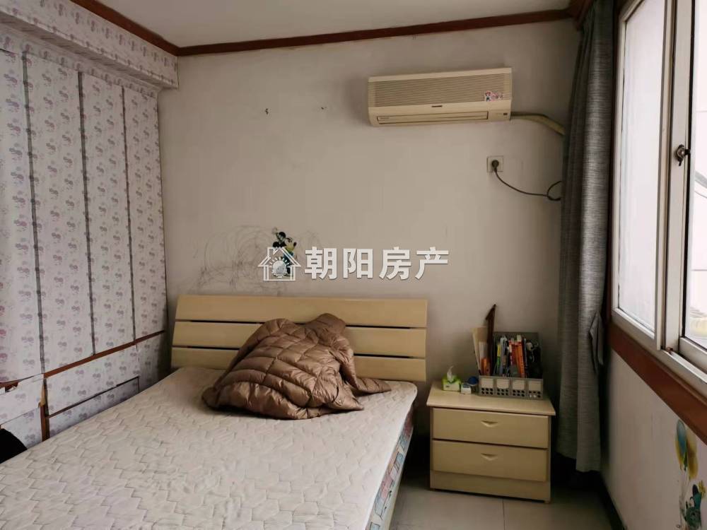 广场小区 75平 朝南两居 满五唯一 学区房 4533元/平