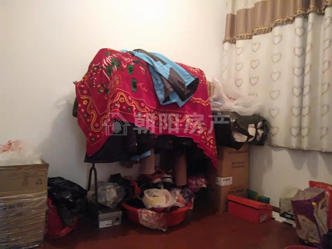 翰林首府 90平 南向三室 满两年 交通便利 配套齐全