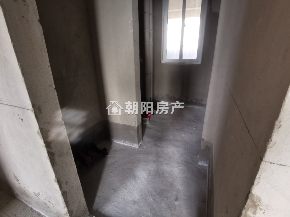 西城公馆 94平 南向采光三室 满五唯一 学区房 毛坯
