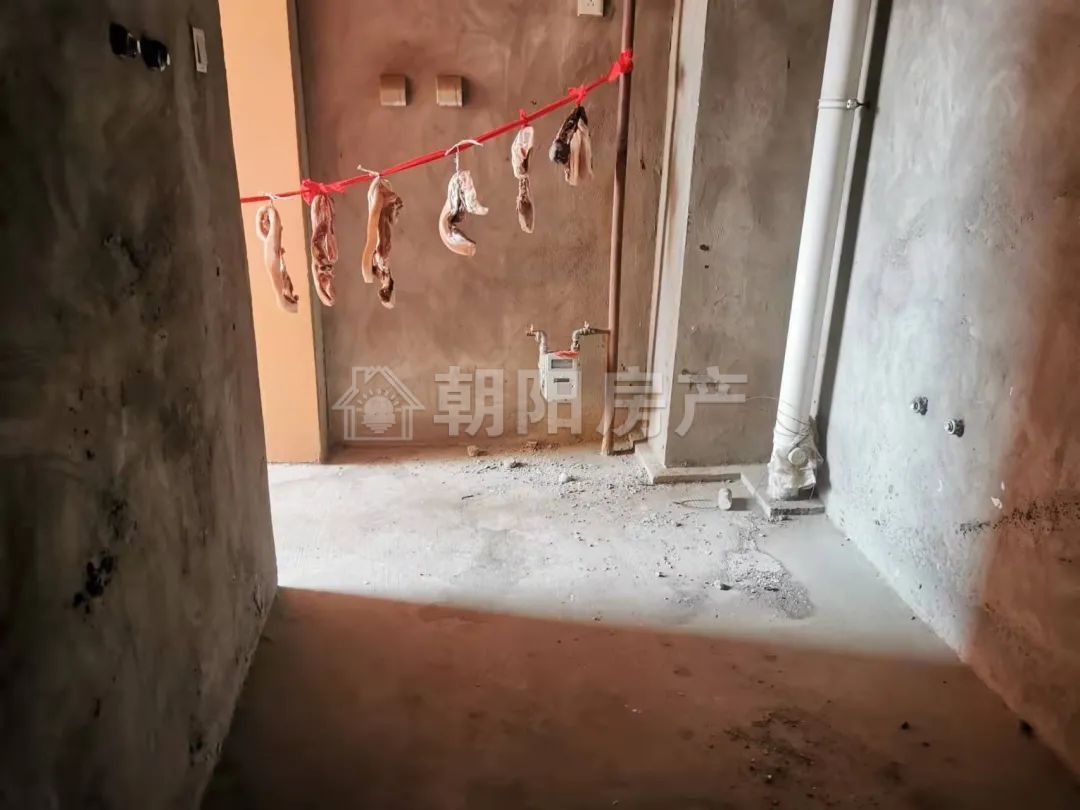 新湖小区东区 95平 南向两室 交通便利 学区房