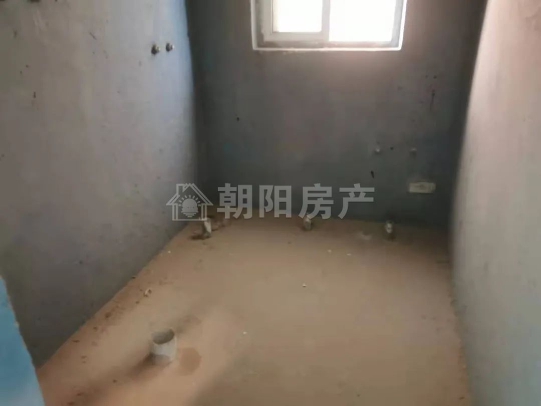 新湖小区东区 95平 南向两室 交通便利 学区房