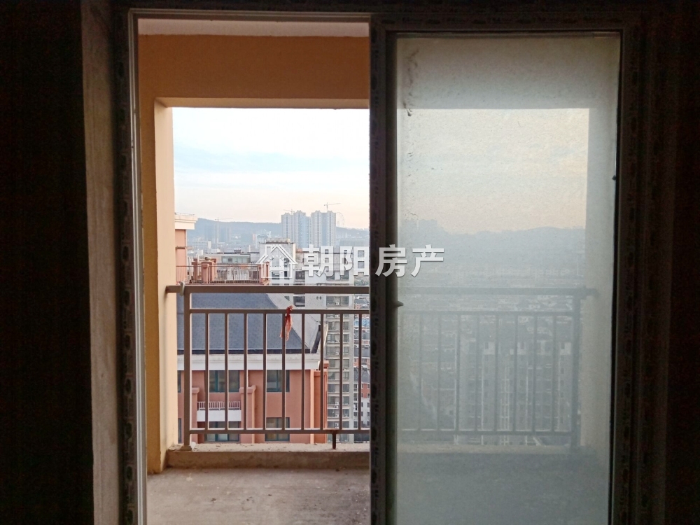 中环国际广场仕府 85平 南向两室 学区房 交通便利 随时看房