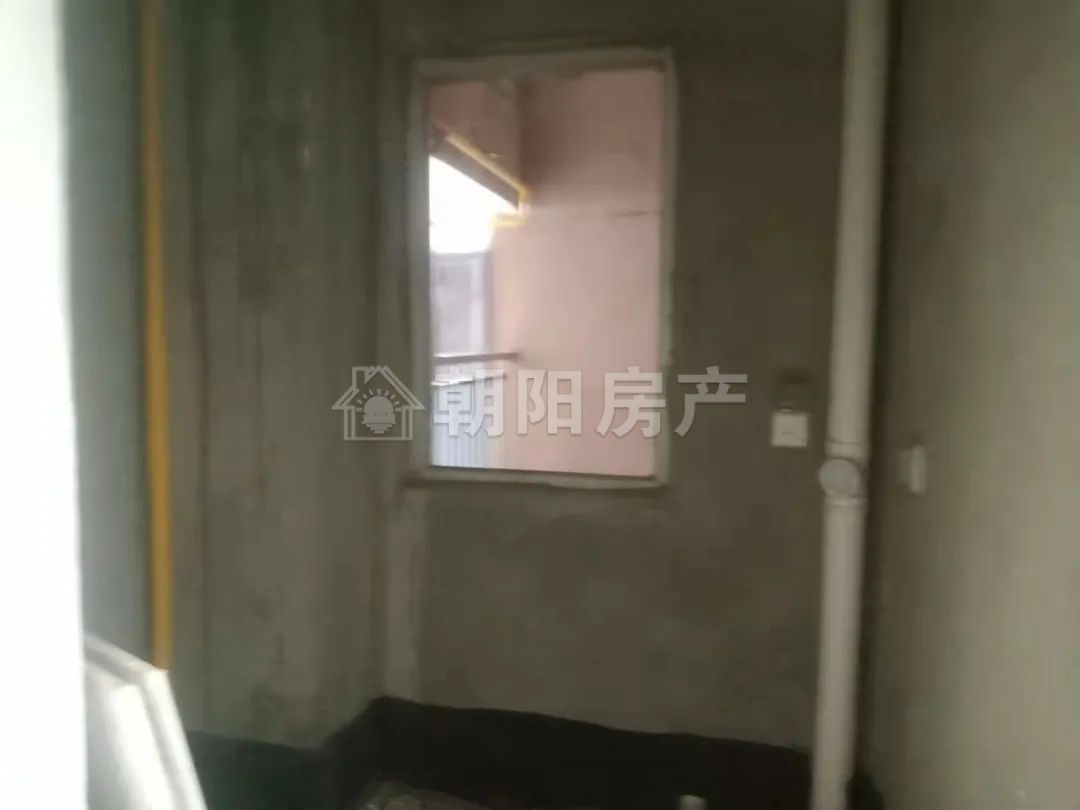 稻香花园二期 117平 南向三室 交通便利 环境好