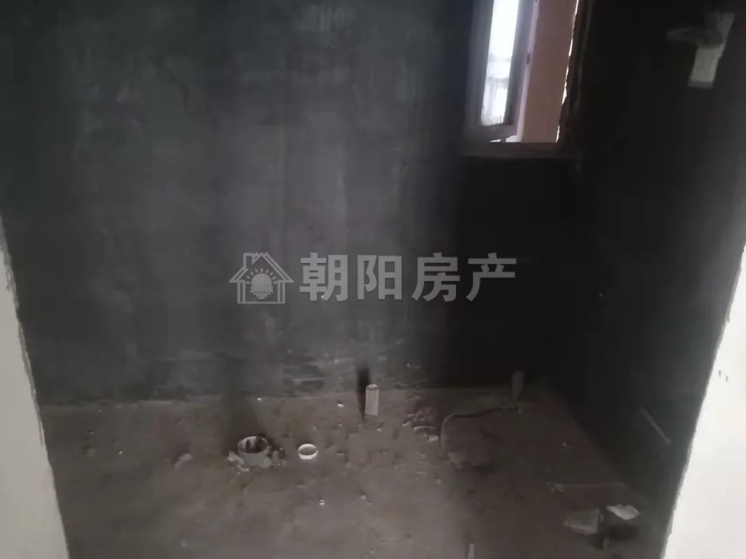稻香花园二期 117平 南向三室 交通便利 环境好