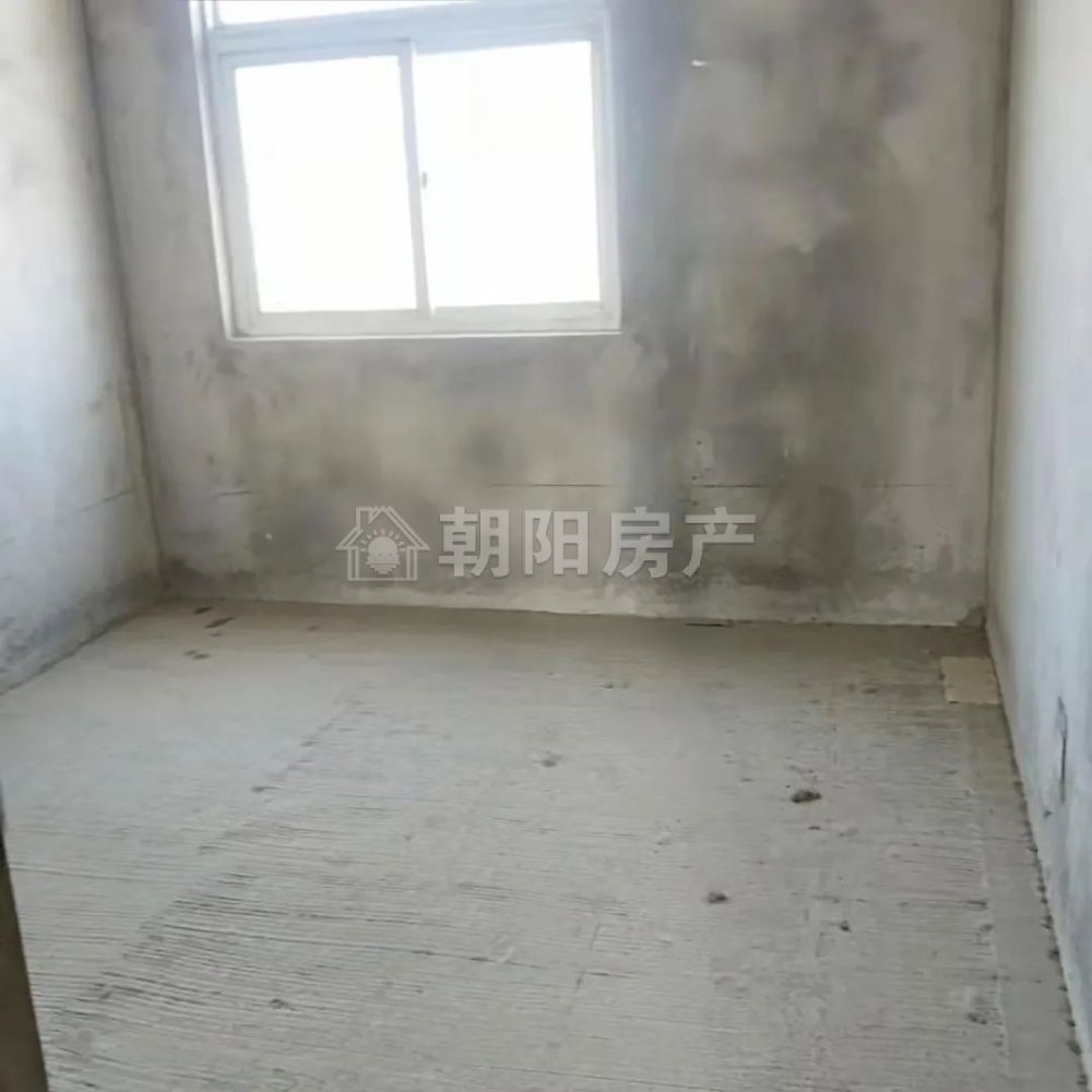新湖小区东区 143平 南向四室毛坯 交通便利 学区房