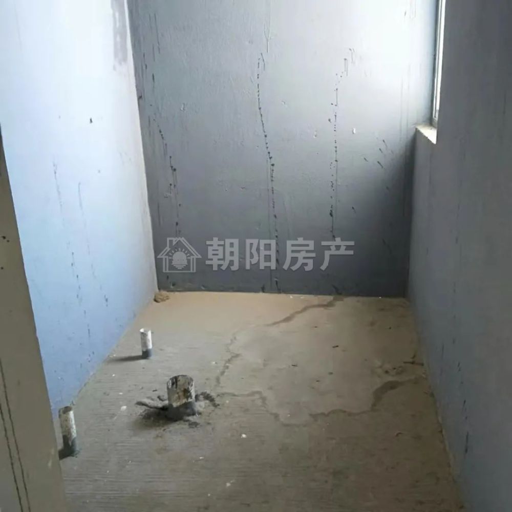 新湖小区东区 143平 南向四室毛坯 交通便利 学区房