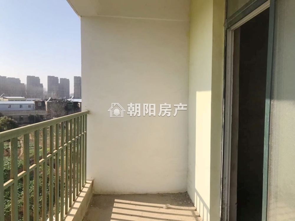 三和农民新村 79平 南向两室 免税学区房 1898元/平