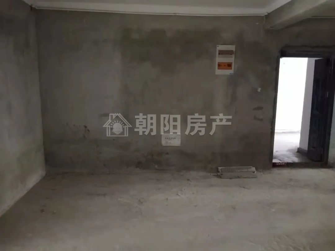 稻香花园二期 115平 南向三室 交通便利 环境好