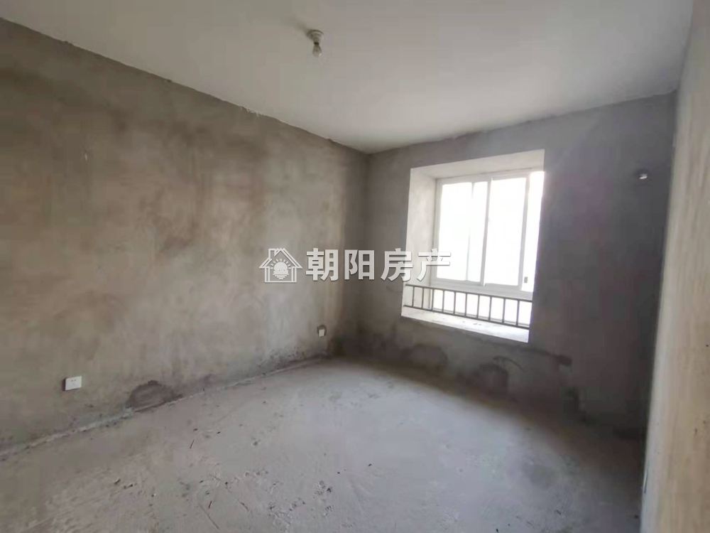 玉兰苑 109平 朝南三室 满五唯一 交通便利