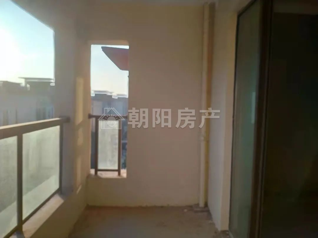 东方蓝海华府 170平 南向四室两卫 高楼层采光好 学区洋房