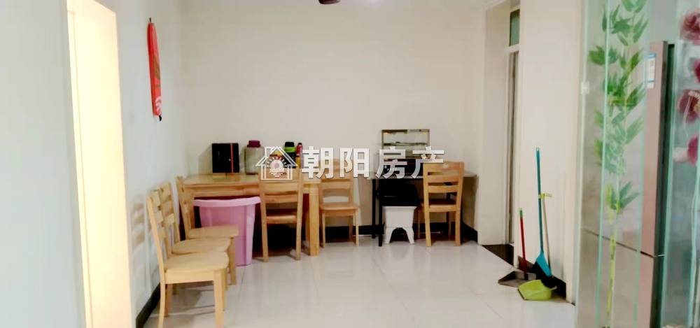 金港家园 92平 南向两室采光好 交通便利 随时看房