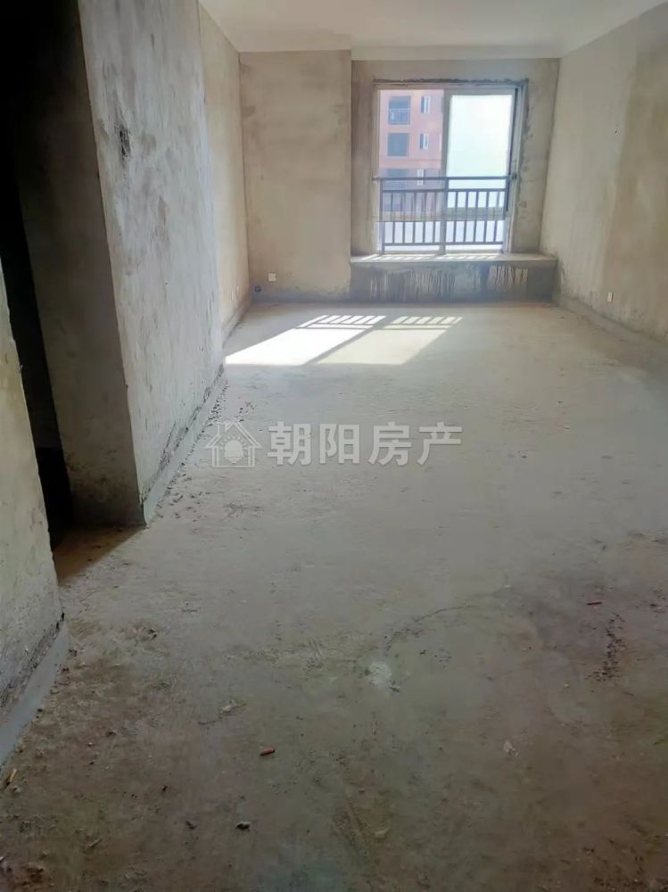 稻香花园二期 117平 朝南三室 交通便利 学区房