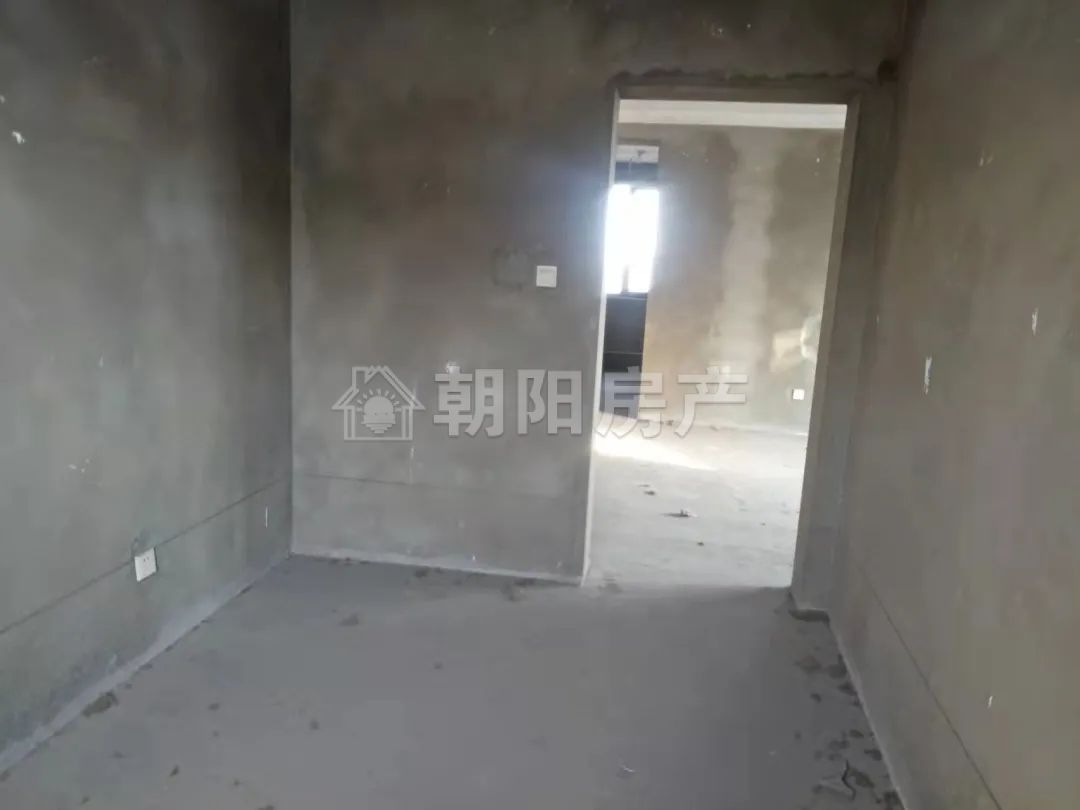李郢孜B区 100平 朝南三室毛坯 1000元/平 配套齐全