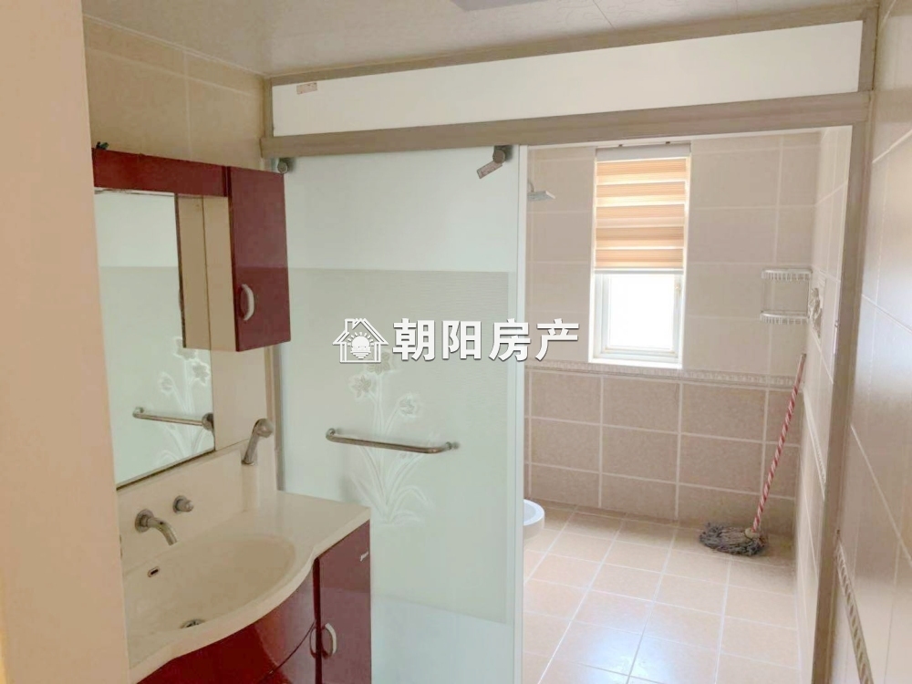 铂蓝美地 128平 南向精装三室 满五唯一 单价3582元
