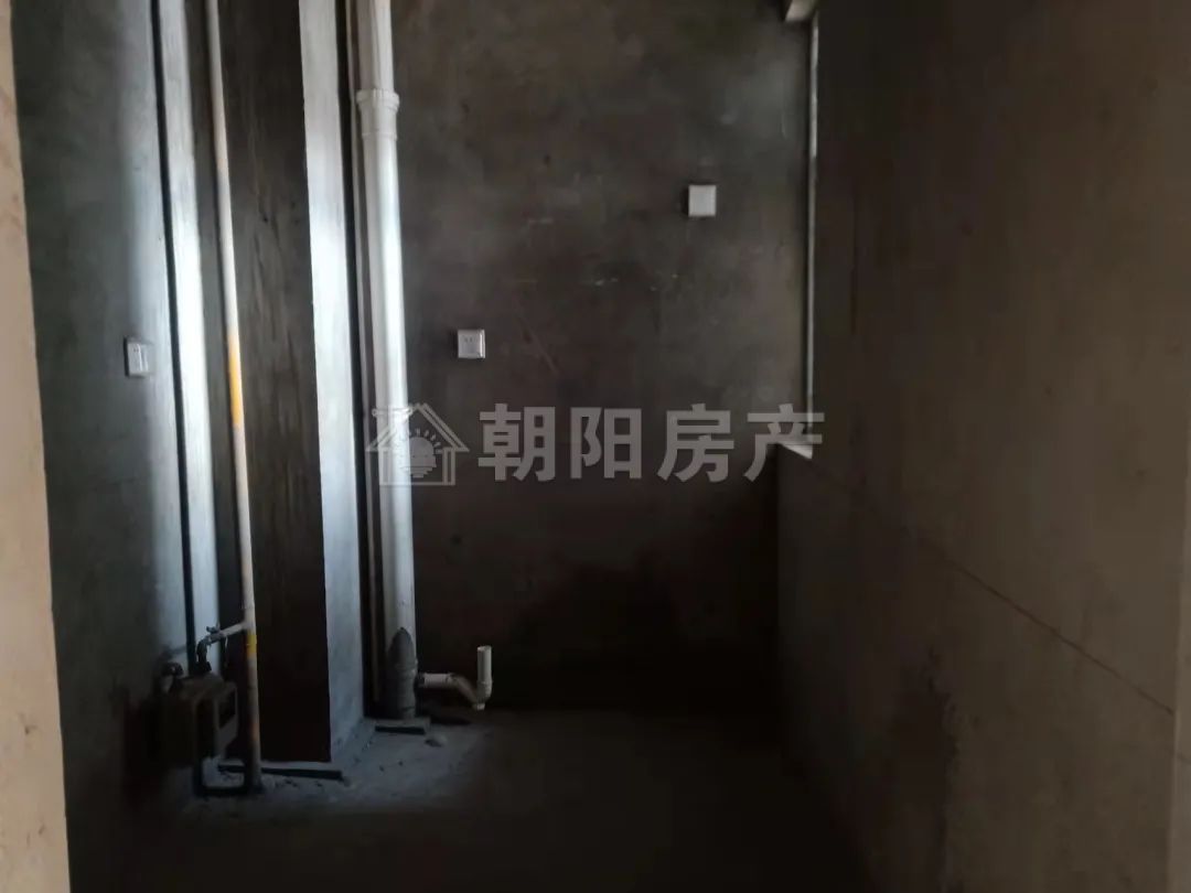 鸿朗阳光城 95平 南向三室 中楼层 学区房 交通便利 随时看房