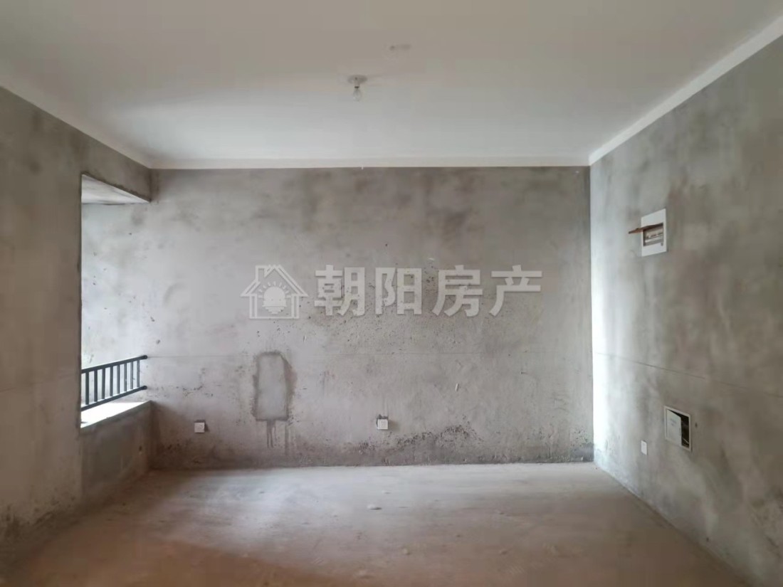 鸿朗阳光城 95平 南向三室 中楼层 学区房 交通便利 随时看房