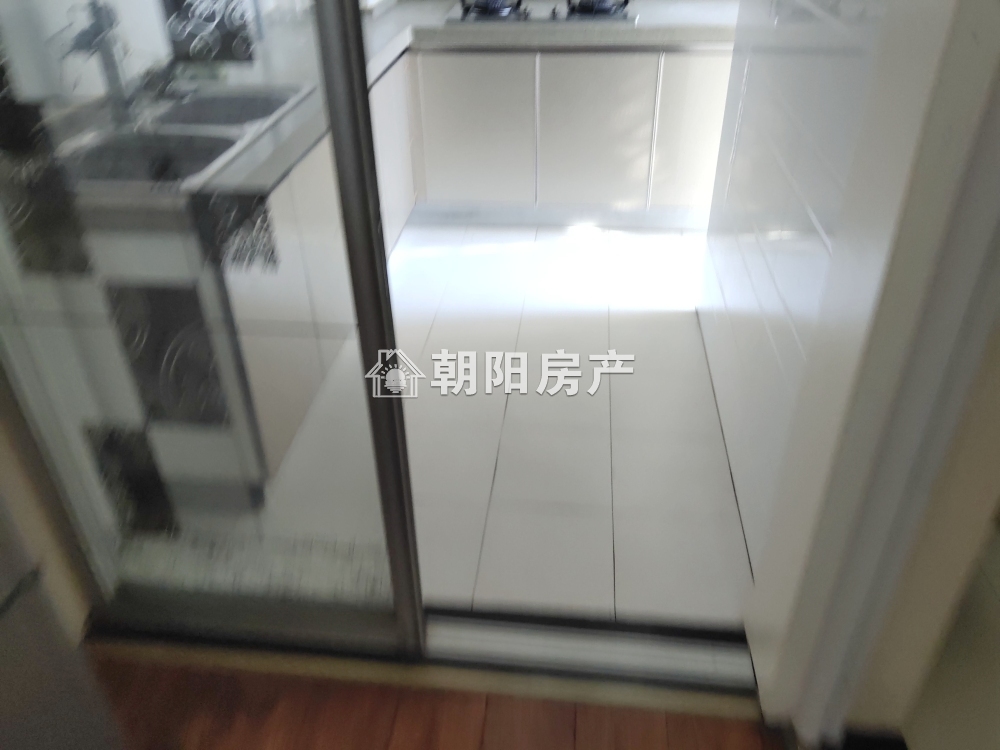北京名都 94平 朝南精装两室 交通便利 随时看房