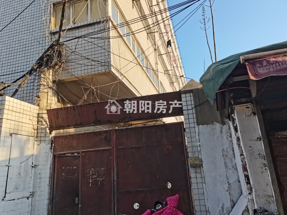 中国银行综合楼 88平 南向精装两居 交通便利 采光极佳